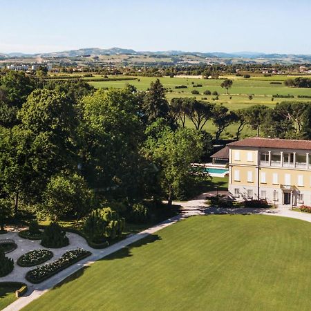 Villa Abbondanzi Resort Faenza Bagian luar foto